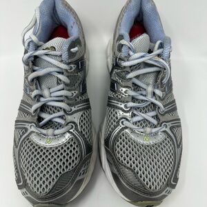 New Balance Gray Running Shoes Women's Size 6.5D WR 1080LS